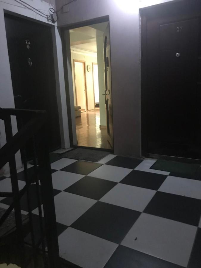 Ferienwohnung Warm Flat Gonio Exterior foto
