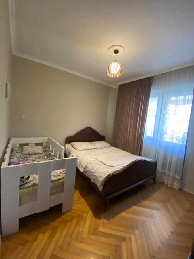 Ferienwohnung Warm Flat Gonio Exterior foto