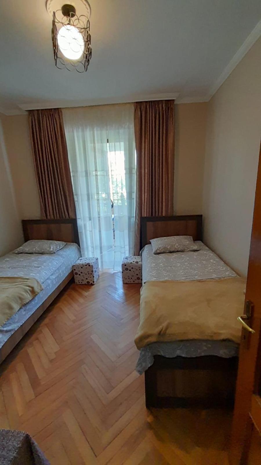 Ferienwohnung Warm Flat Gonio Exterior foto