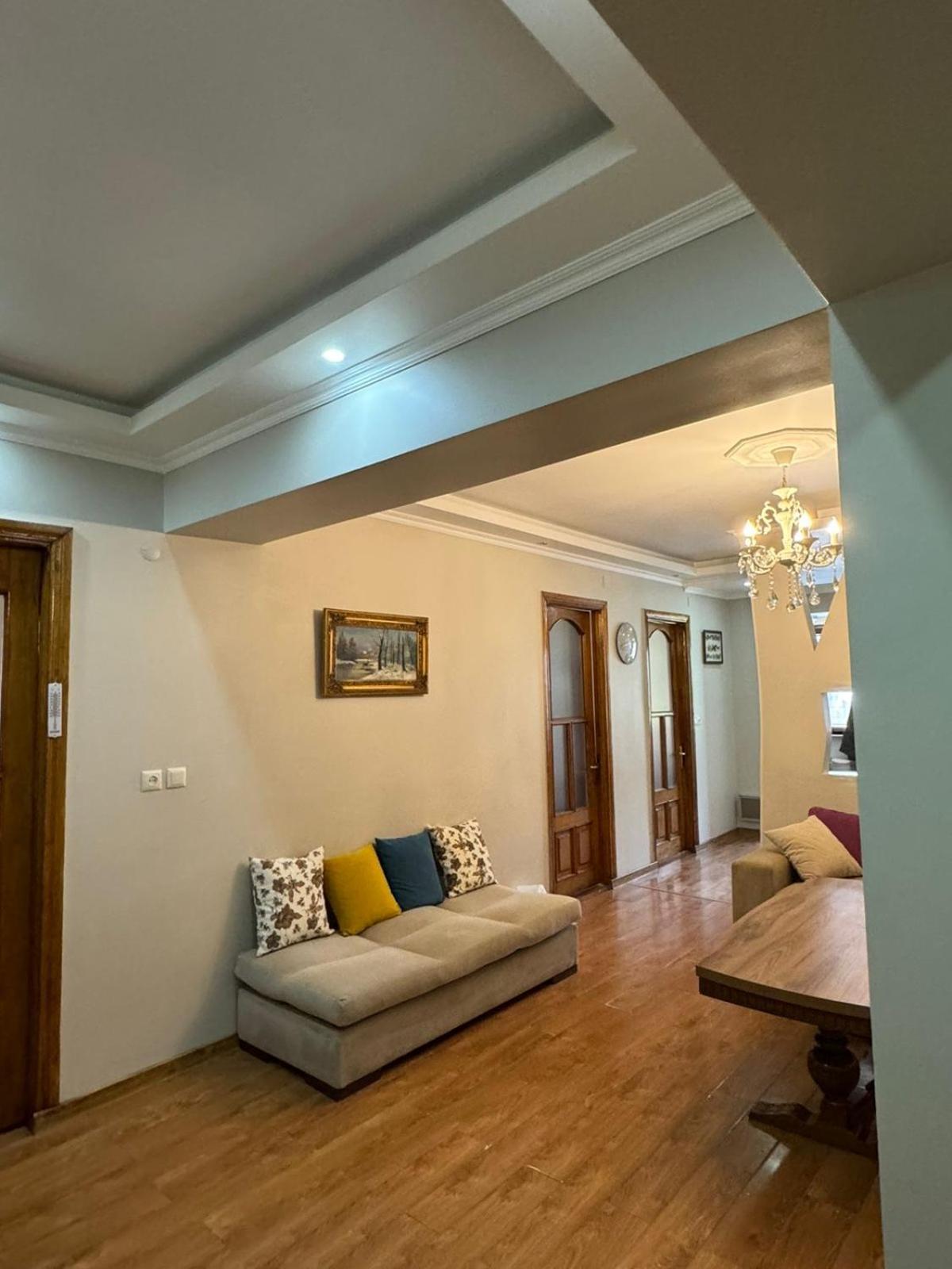 Ferienwohnung Warm Flat Gonio Exterior foto