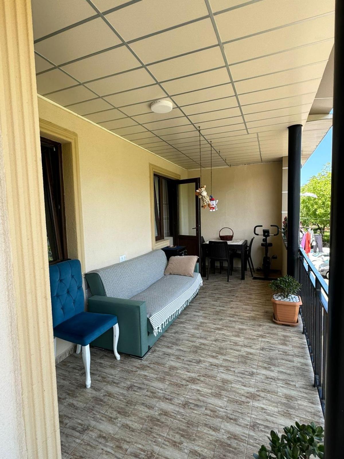 Ferienwohnung Warm Flat Gonio Exterior foto
